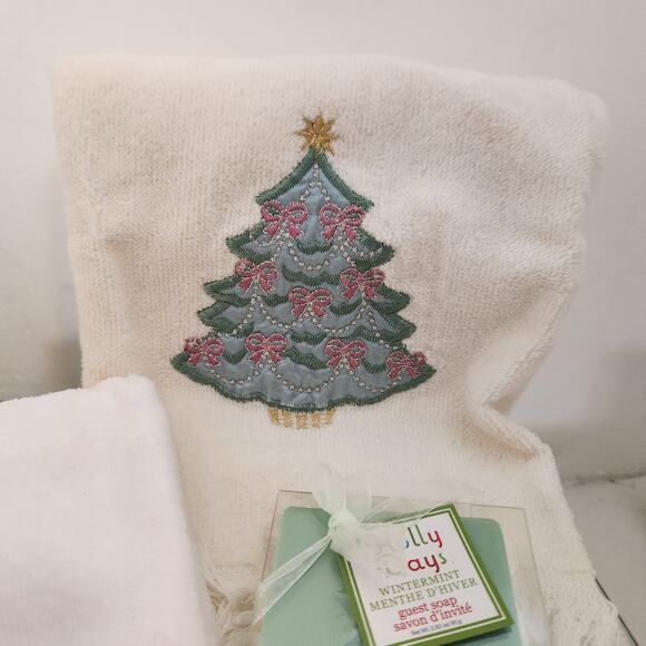 Vintage Embordered Tea towels with Holiday Soap - Picture 3 of 4